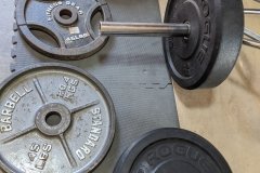 plates akimbo
